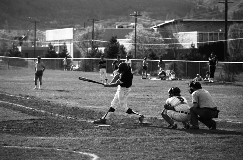 1985 Baseball, April Action 02