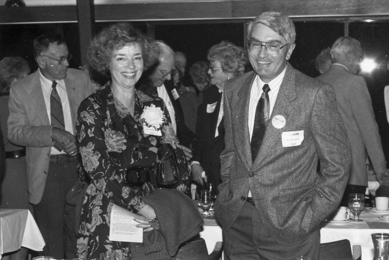 1991 Alumni &amp; Hall of Fame Banquet, Social 05