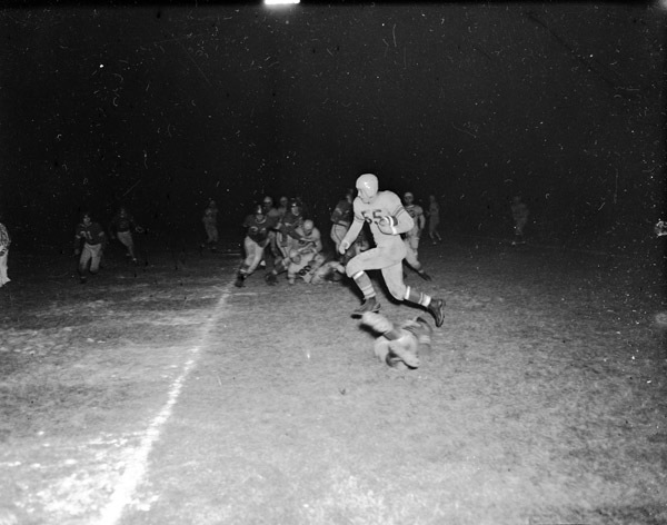 1949 Football Action 6