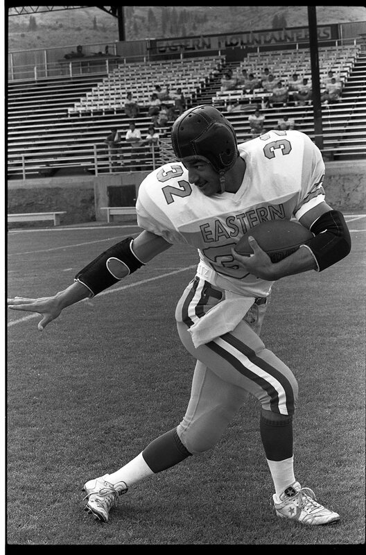 1989 Football Players 12