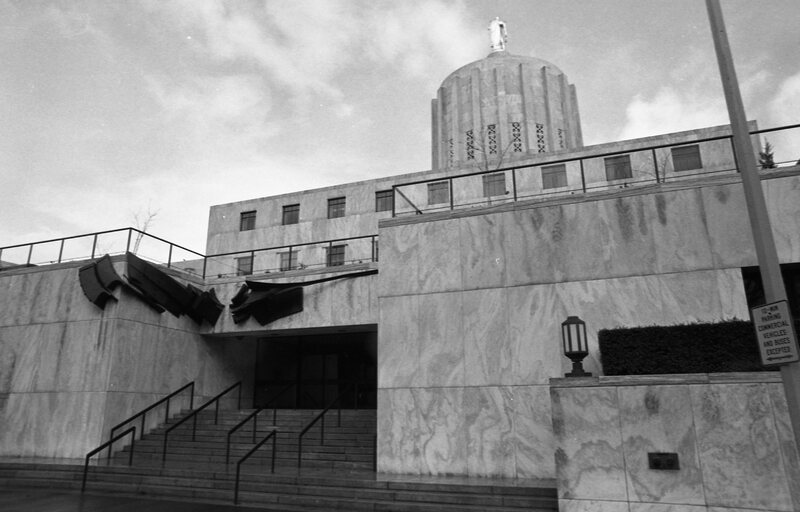 1984 Morandi Sculpture on Salem State Building 02