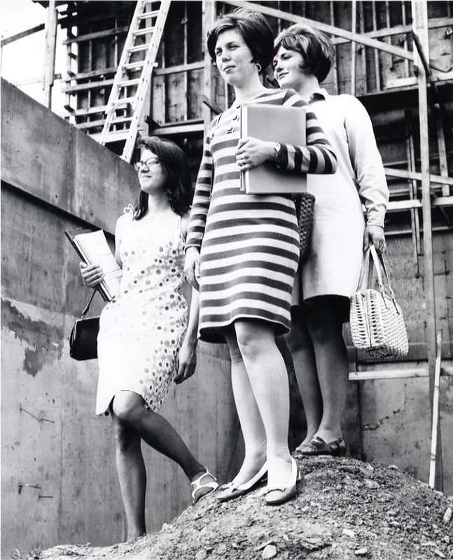 60's Students, Women 2-1
