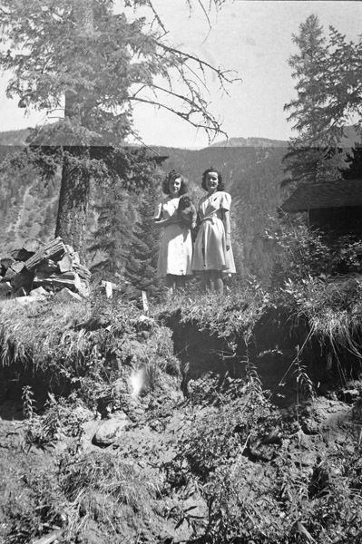 Reuter Group-EE, Women 4