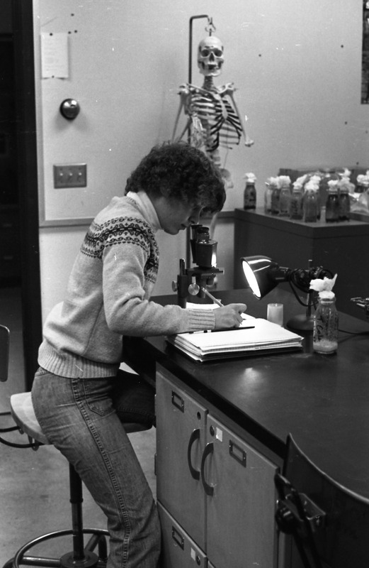 1977 Classroom, Biology Lab 07
