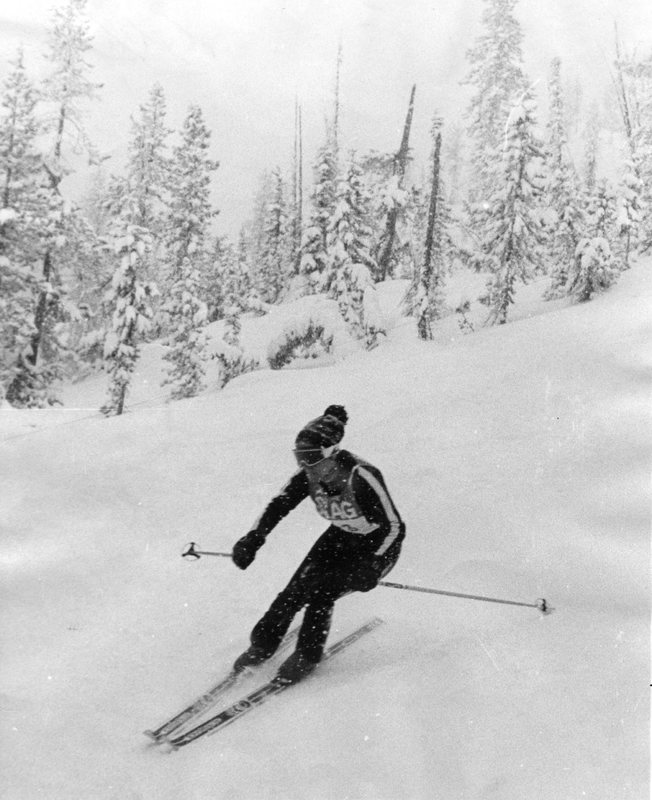 80's Skiing, Women's Competitive