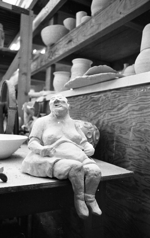 1974 Sculpture, Figurine 01