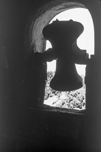 San Carlos, Bell