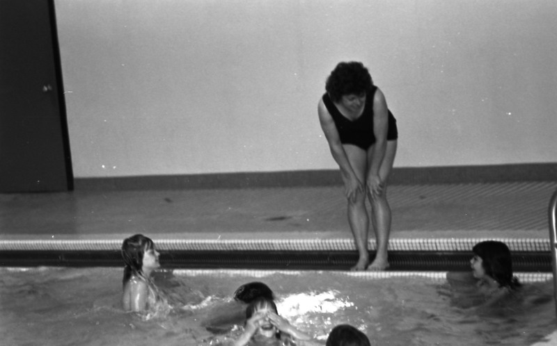 1976 Swimming Lessons 01