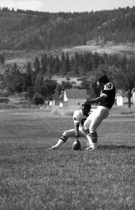 1978 Football Clinic, Action 07