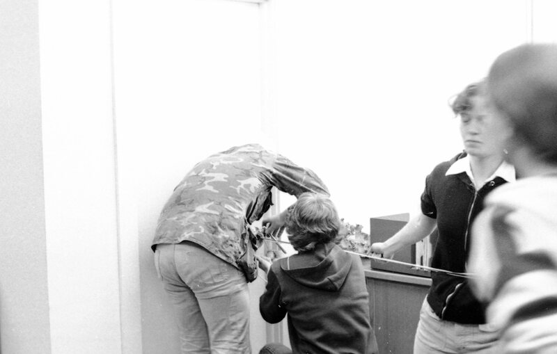 1980 Abnormal Psych Club, Prank 05