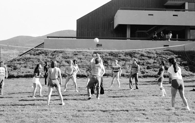 1981 Dorm Play Day & Steak Fry, Volleyball 01