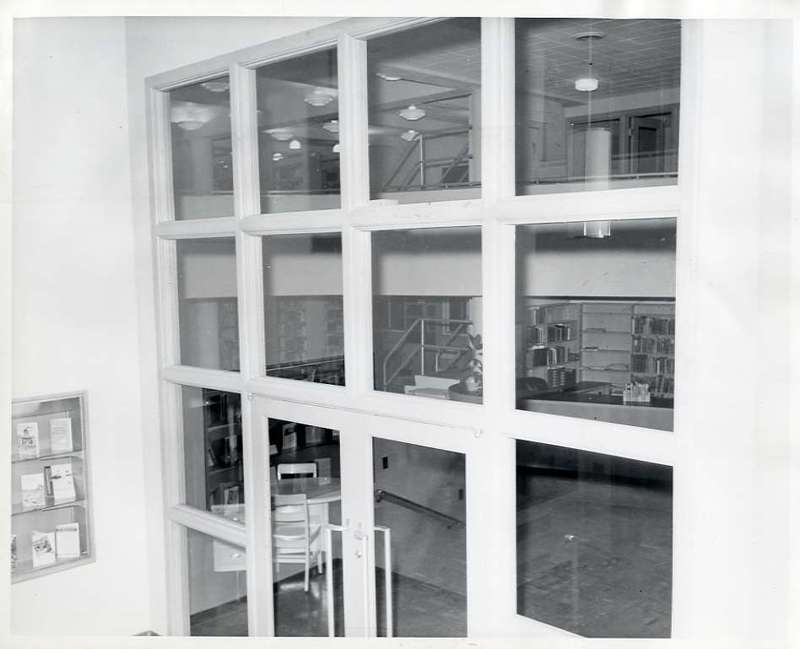 1952 Pierce Library Interior 4