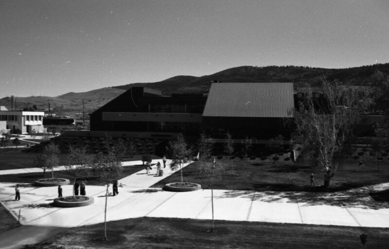 1977 Hoke Hall 09