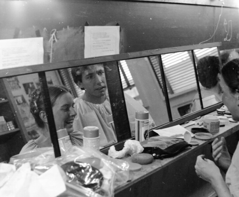 70's Theater Makeup Room 06