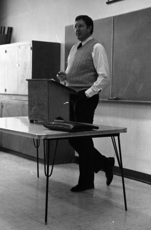1984 Guests, Classroom 08