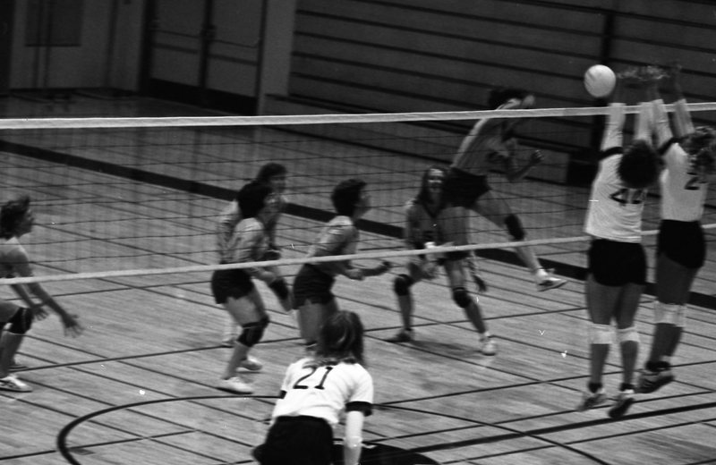 1981 Volleyball Action 26