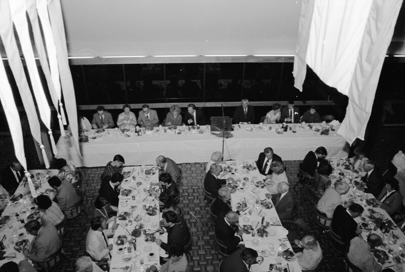 1986 Foundation Dinner for Bill Carey 06