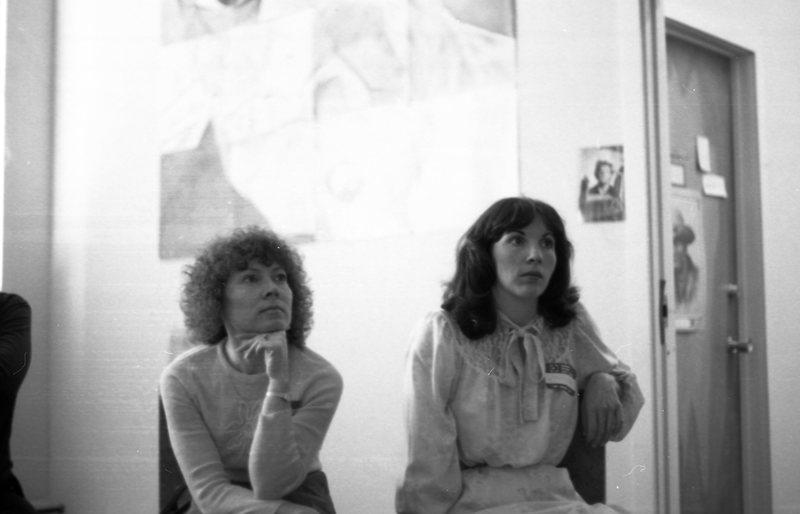 1980 Employees, Attending Class