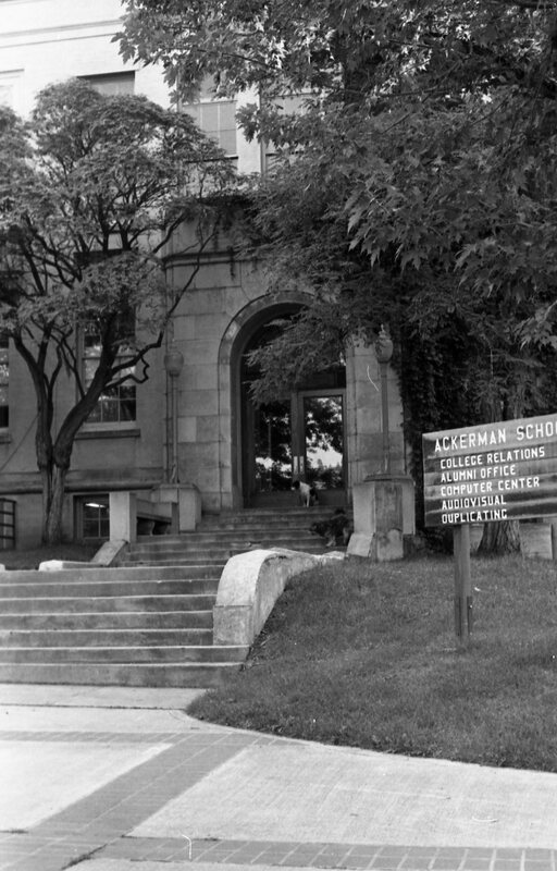 1984 Ackerman School Entrance 02