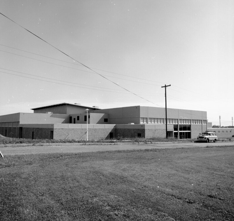 1970 Quinn Coliseum 02