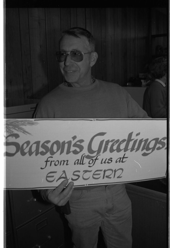 1989 Employees, Season's Greetings 33
