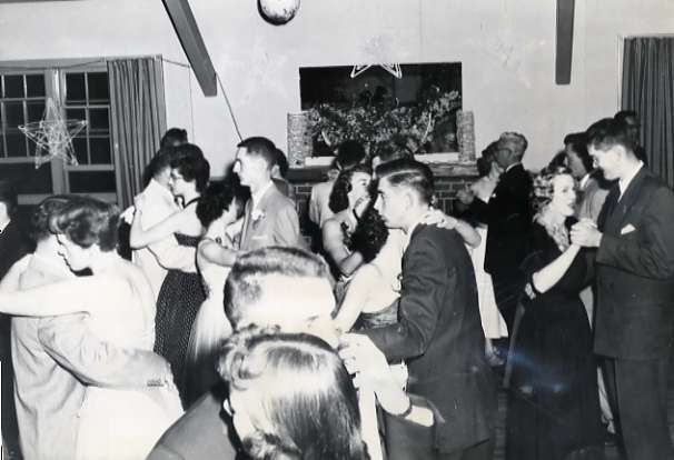 1953-54 Dance, Christmas