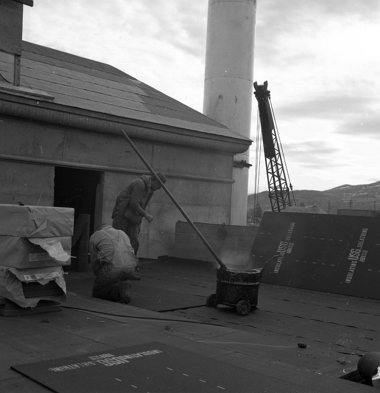 1971 Walter M. Pierce Library Remodel, Roofing 01