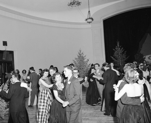 1949-50 Dance, Christmas 13