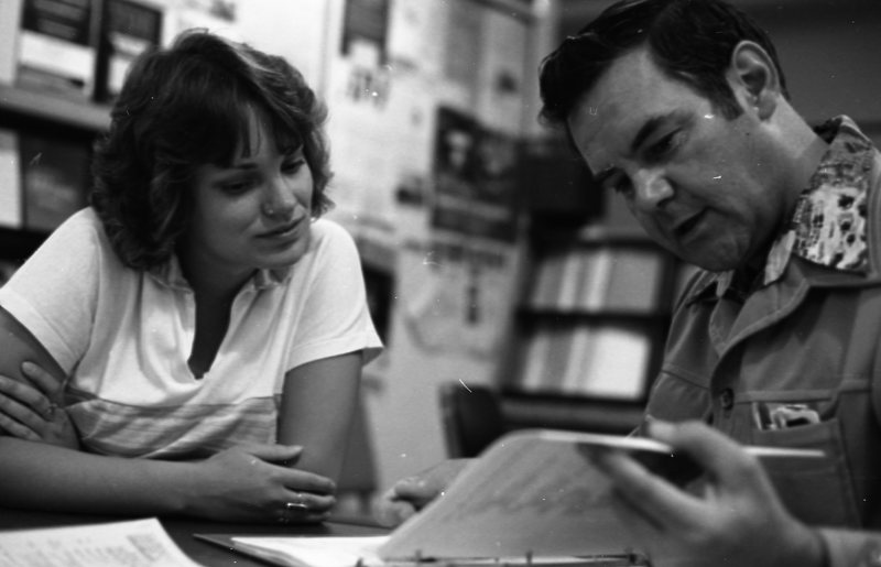 1980 Student, Consults Professor 02