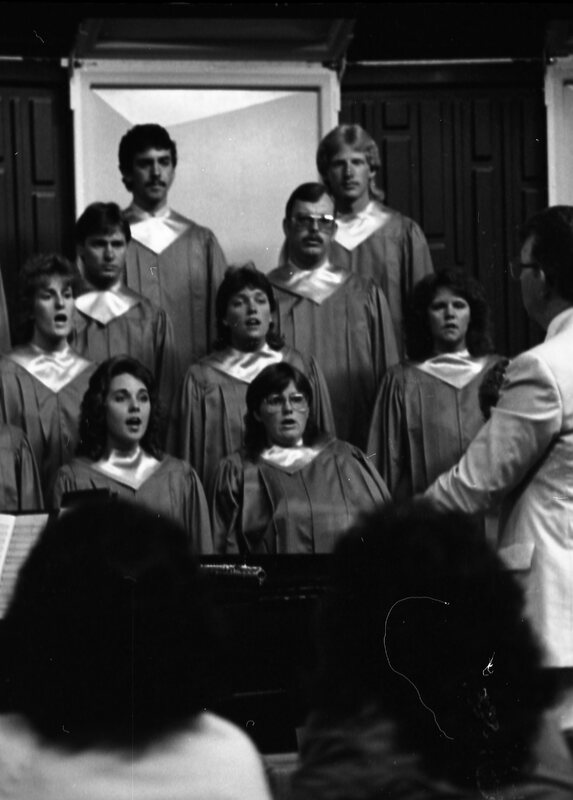 1985 May, Choir 09