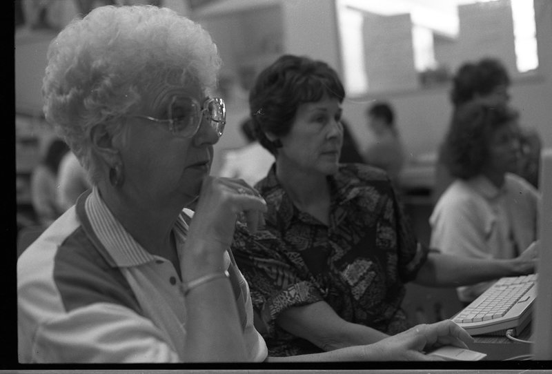1990 Ackerman Elementary School, Computers 03