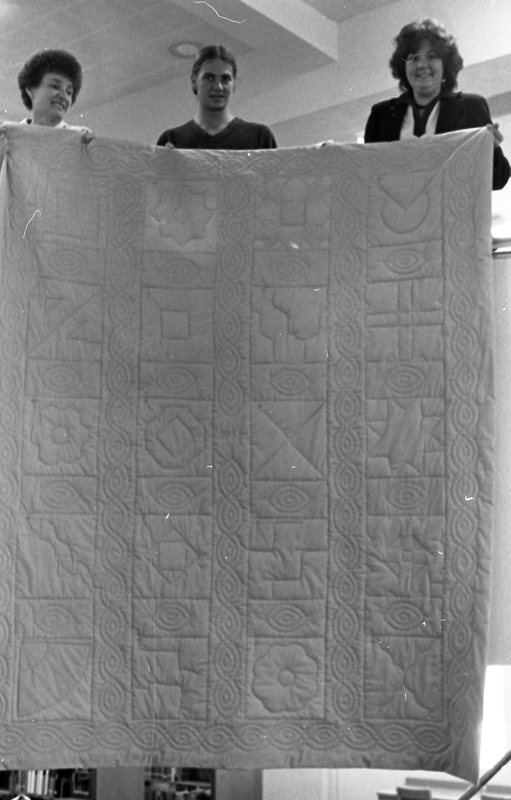 1981 Pierce Library, Fund Raising Quilt 18
