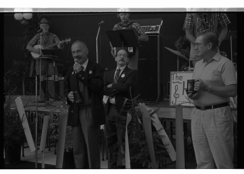 1989 Homecoming Officials 16