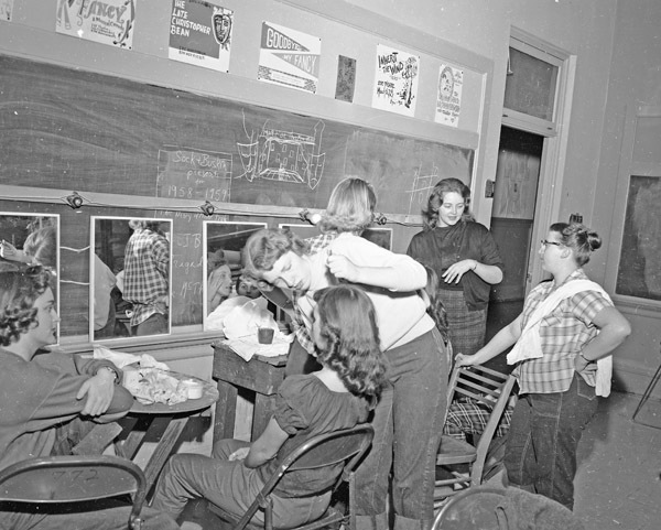 1958 Theater Makeup Room