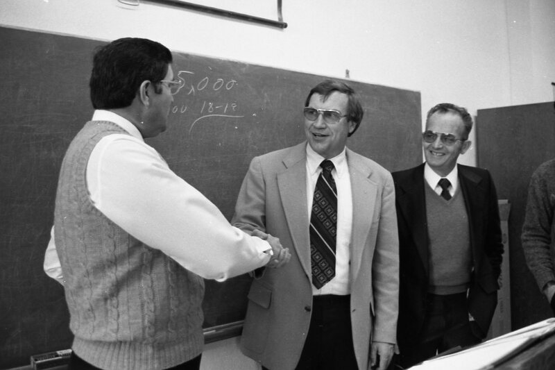 1984 Guests, Classroom 07