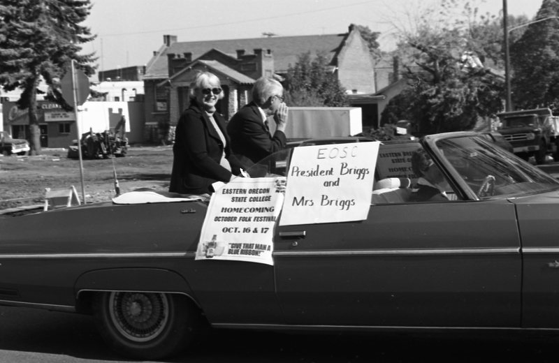 1981 Homecoming Parade, Dignitaries 01