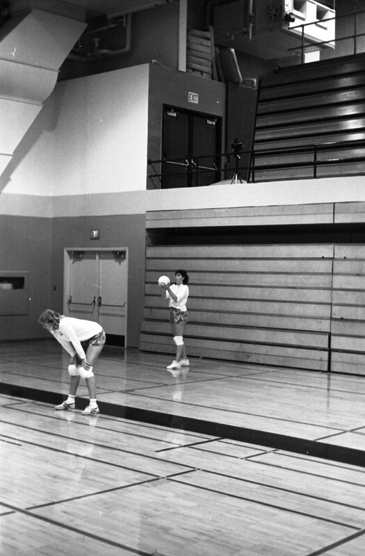 1985 Volleyball Action 43