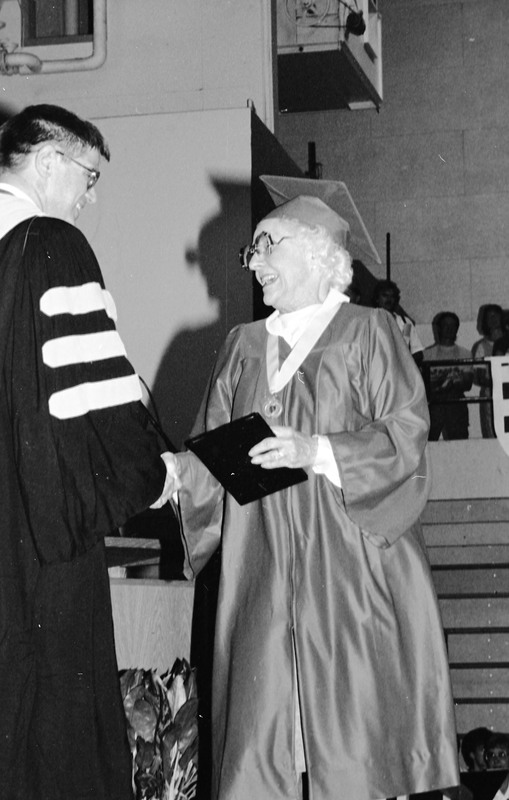 1986 Graduation 48