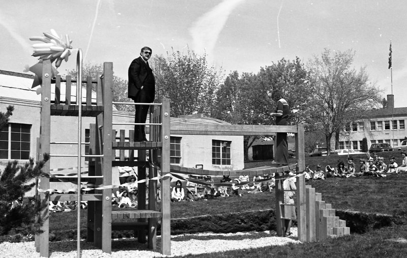 1982 Ackerman Elementary School Playground 05