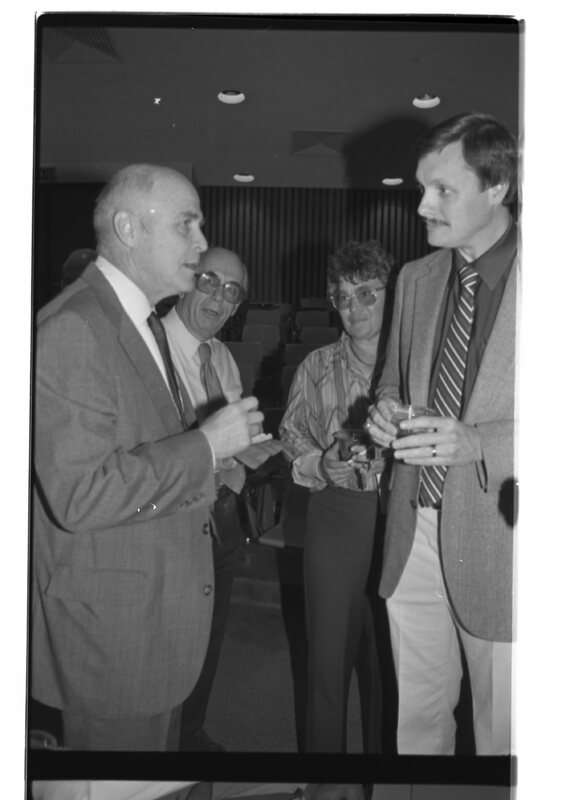 1989 Employees & Guest, Reception 08