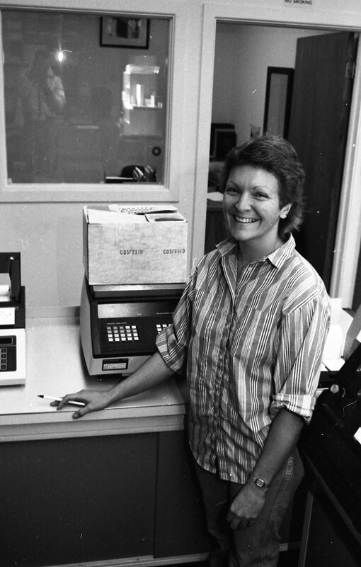 1985 Employees, Campus Mail 06