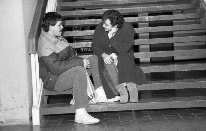 1986 Students, Couple on Stairs 01