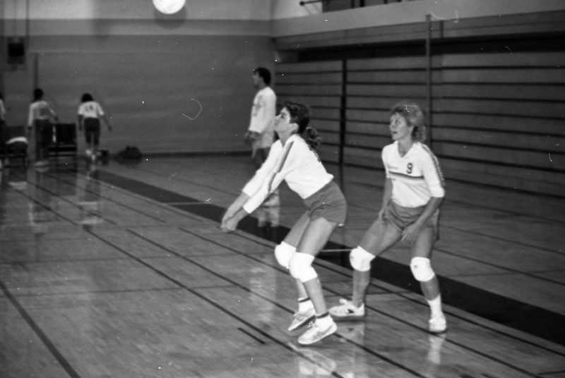 1984 Volleyball Action 23