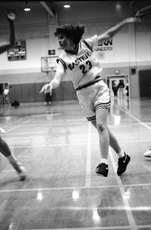 1991 Women's Basketball Action, Lewis & Clark at EOSC 01