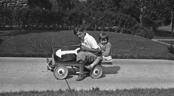 Reuter, Bob & Girl 7
