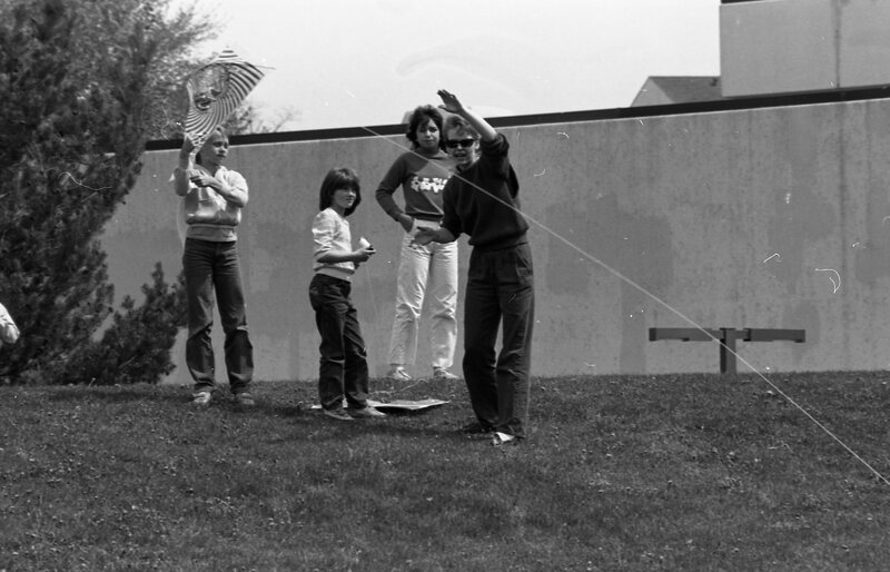 1985 Spring Festival, Kite Flying 03