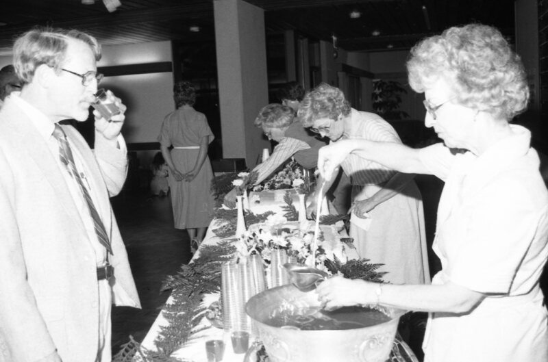 1986 Awards Assembly, Reception 07