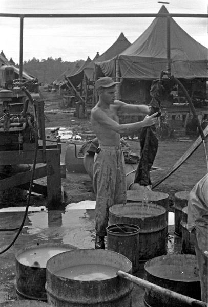 Dobodura Camp, Hand Laundry