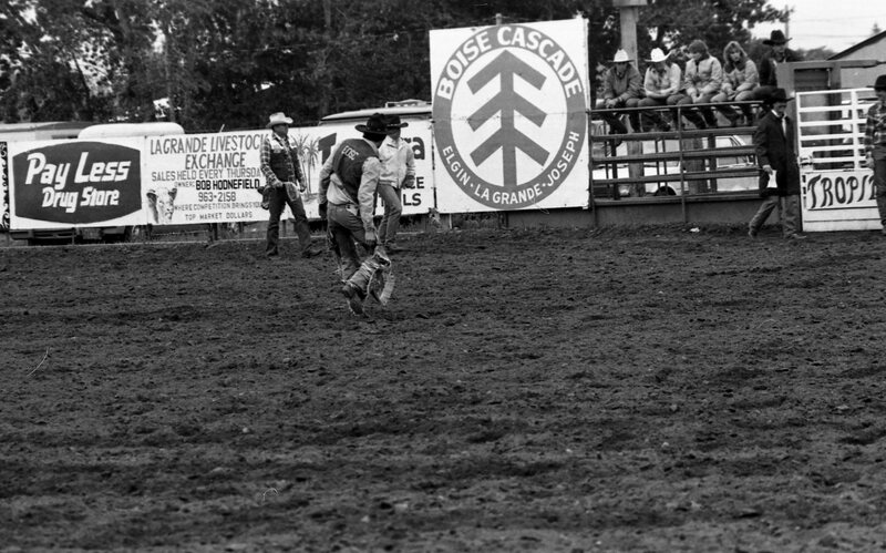 1986 Springfest, Rodeo Bronco Riding 08