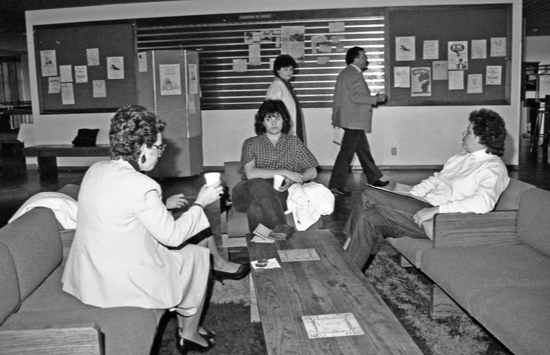 1986 Hoke Hall Lounge